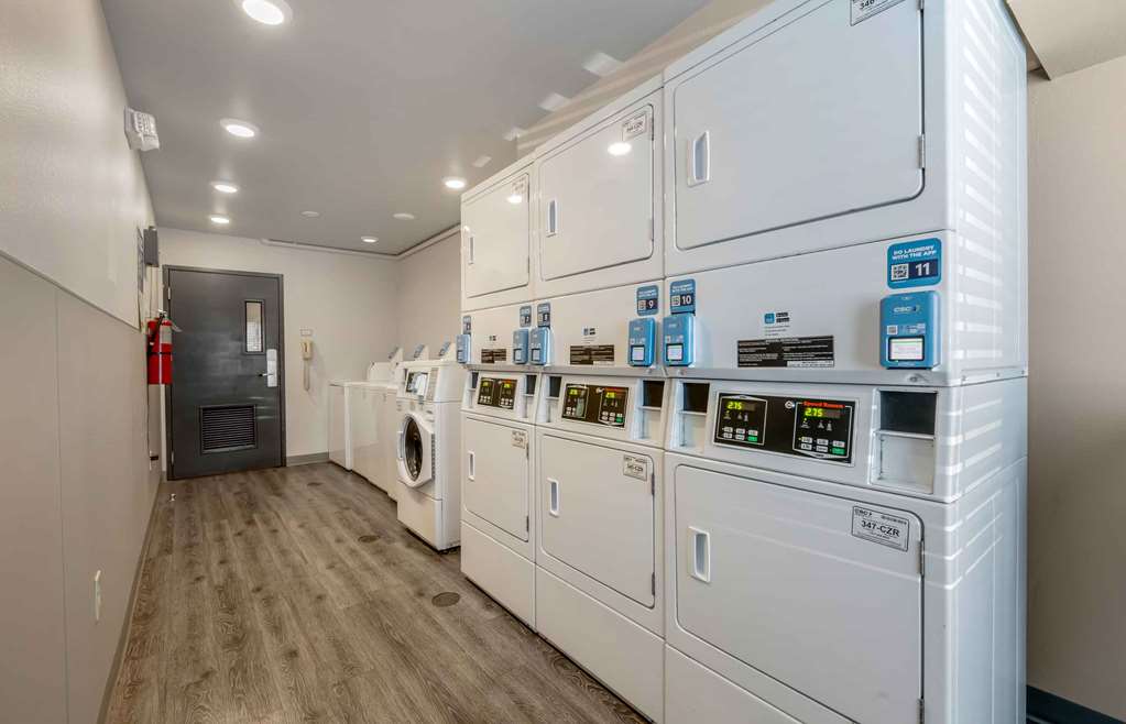 Extended Stay America Select Suites Orlando East - photo 32