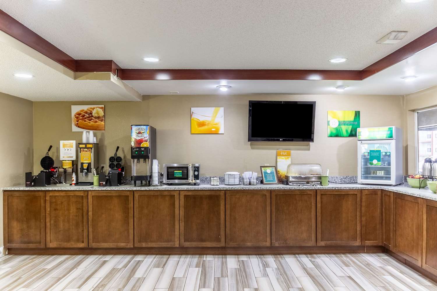 Quality Inn Milwaukee Brookfield - photo 13