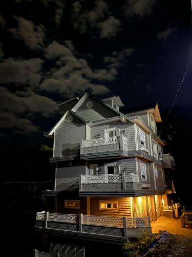 The Pitch Roof — hotel in Kohima