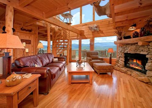 Above It All #38 - carbon neutral hotel in Sevierville