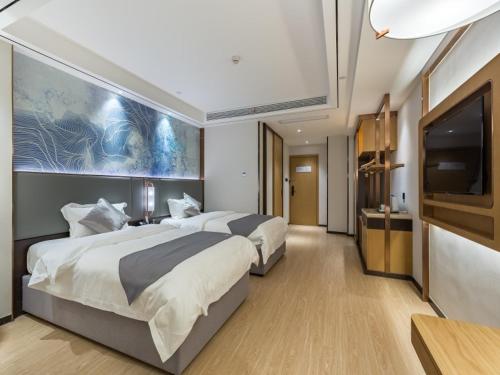 GreenTree Eastern Xuzhou High Speed Railway Station West Exit Station Hotel in Xuzhou, People's Republic of China