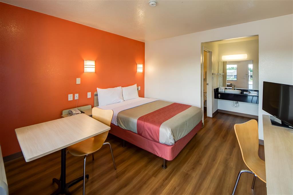 Motel 6 Lakeland FL - photo 11