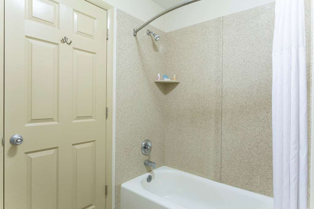 Days Inn by Wyndham Beaver - photo 12