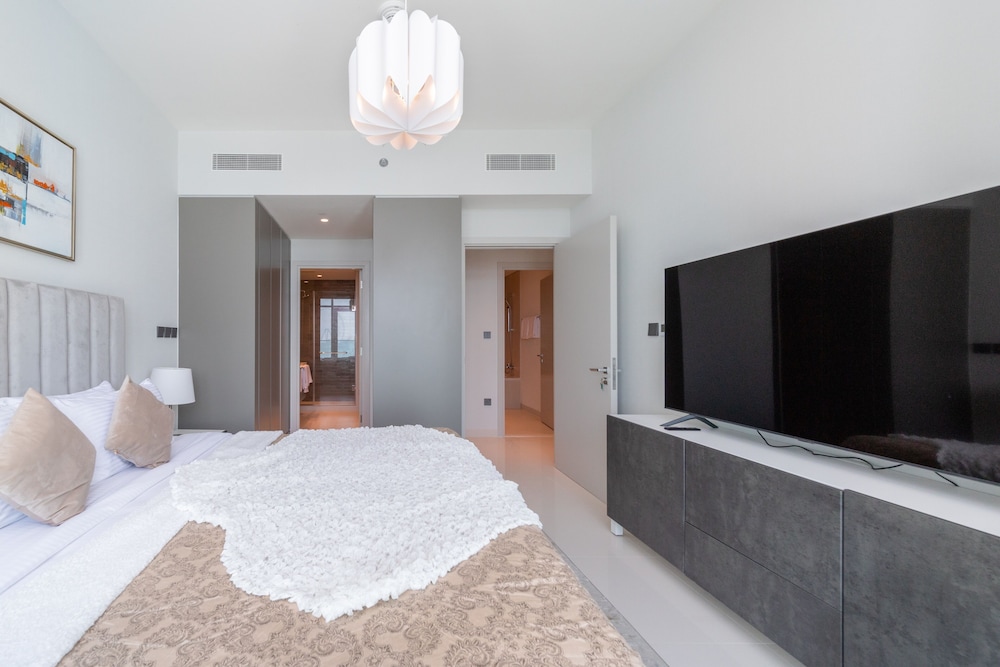 EDEN'S Homes & Villas Sunrise Bay — 5-Star Luxury Hotel in Dubai, United Arab Emirates