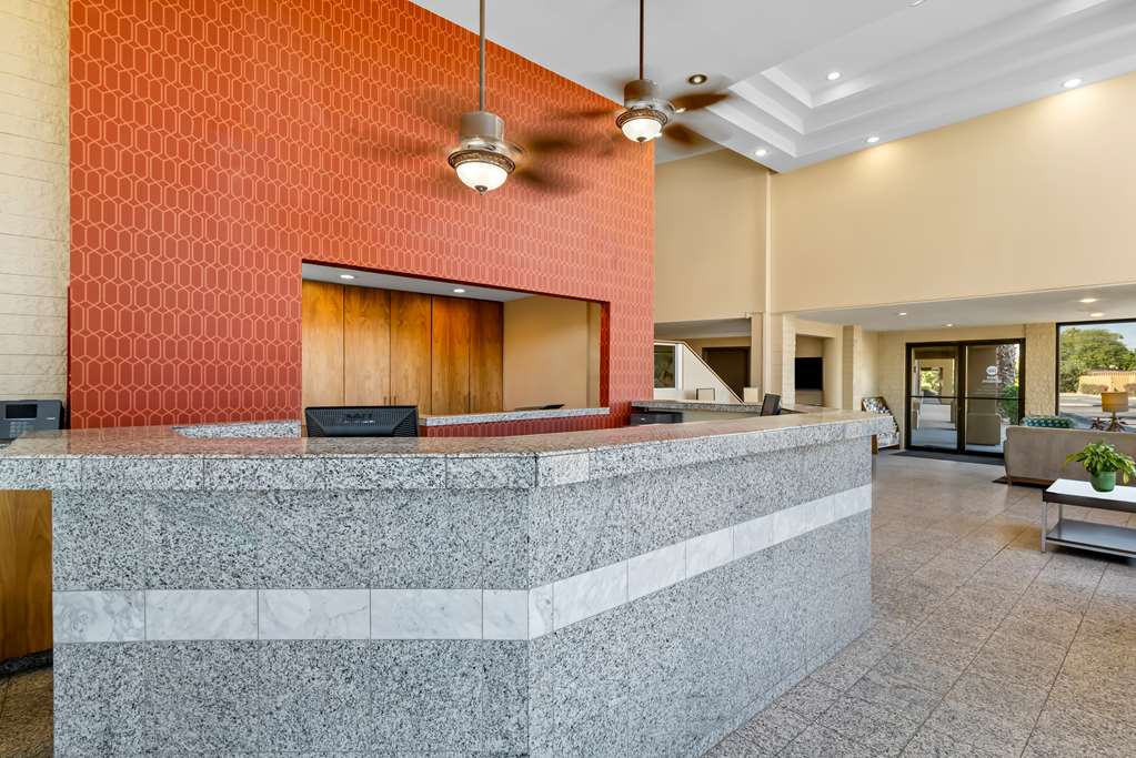 Best Western Date Tree Hotel - photo 2