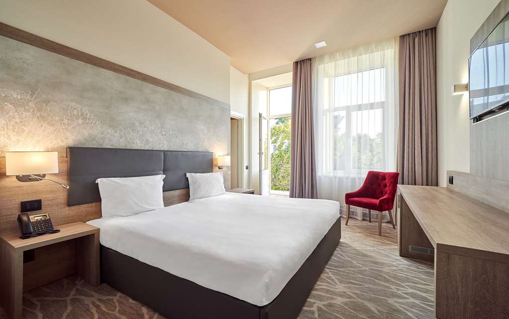 Radisson Hotel City Centre Odesa - carbon neutral hotel in Odessa