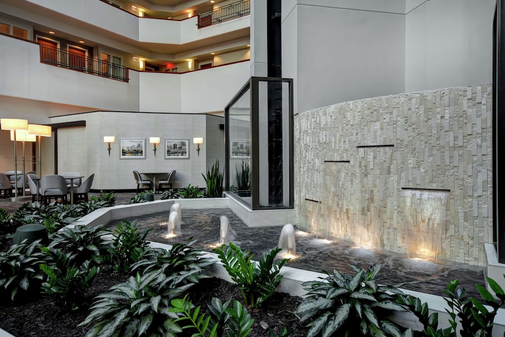 Embassy Suites Little Rock - photo 15