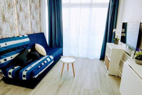 Blue 335 by Casas Cocodrilo in Playa Del Ingles, Spain