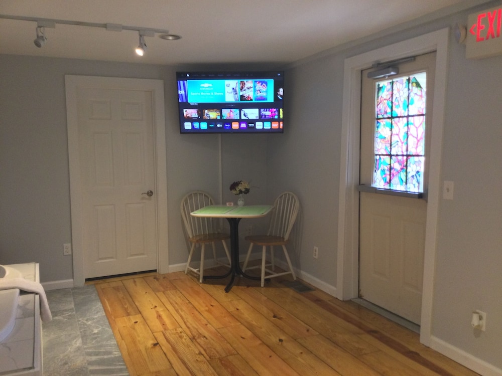 Stagecoach House Inn - photo 48