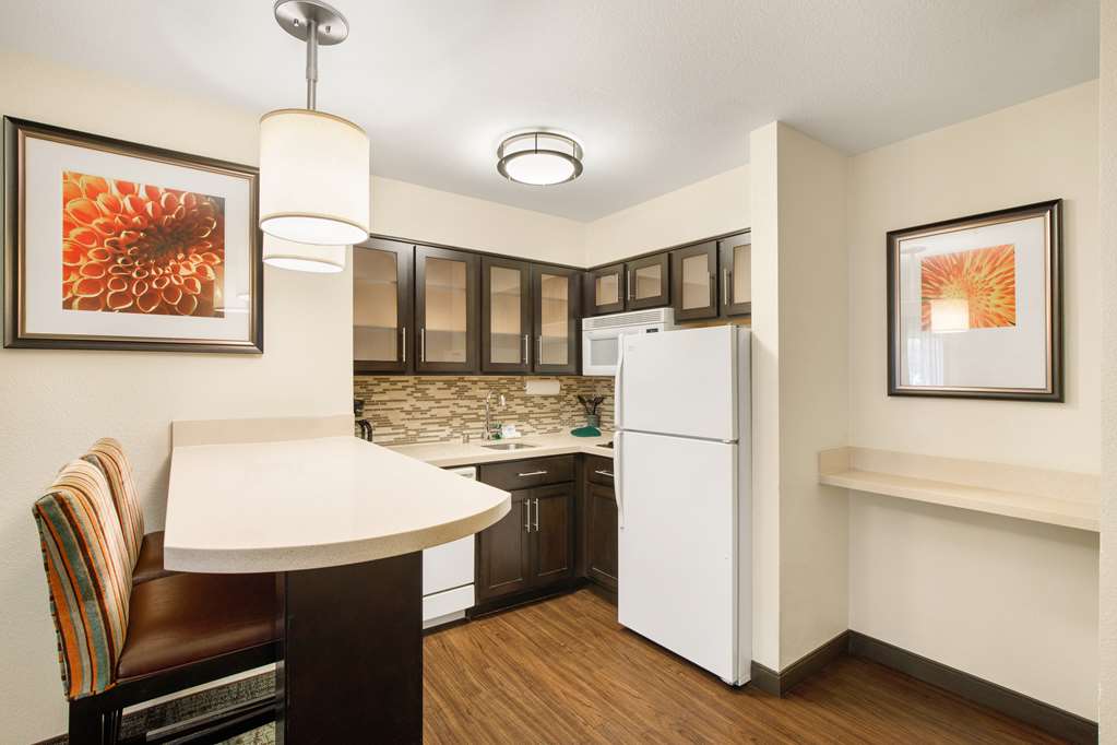 Sonesta ES Suites San Diego Rancho Bernardo - photo 12