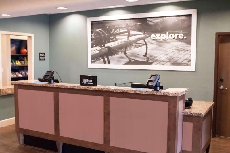 Hampton Inn & Suites Dallas Frisco North FieldhouseUSA - photo 4