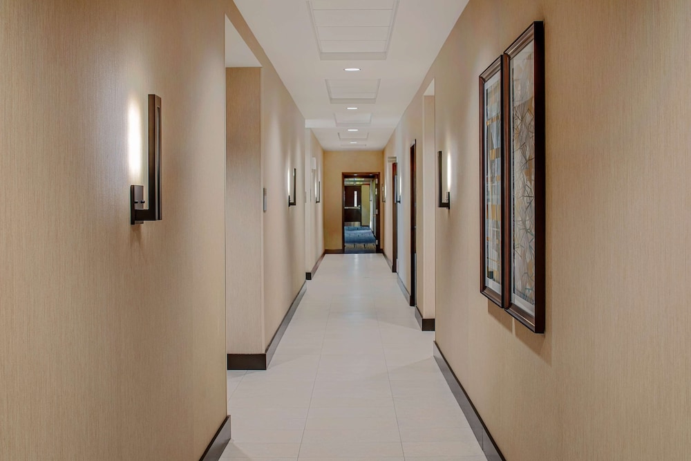 Hyatt Place Glendale Los Angeles - photo 38