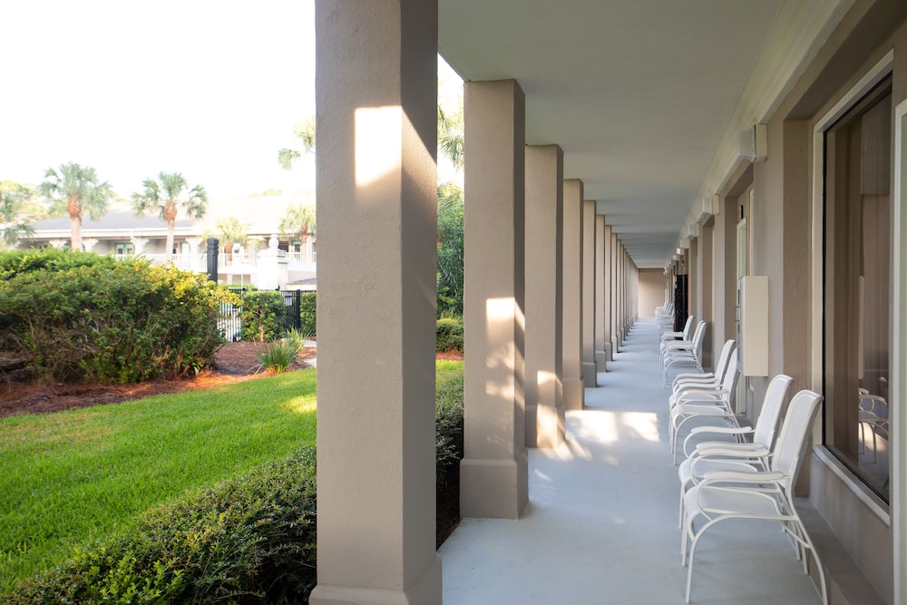 The Beachview Club - photo 9