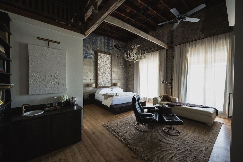 GunRunner Boutique Hotel - photo 7