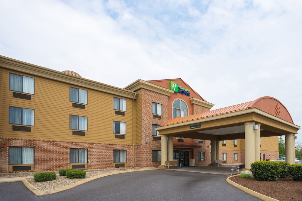Holiday Inn Express Charles Town by IHG - photo 50