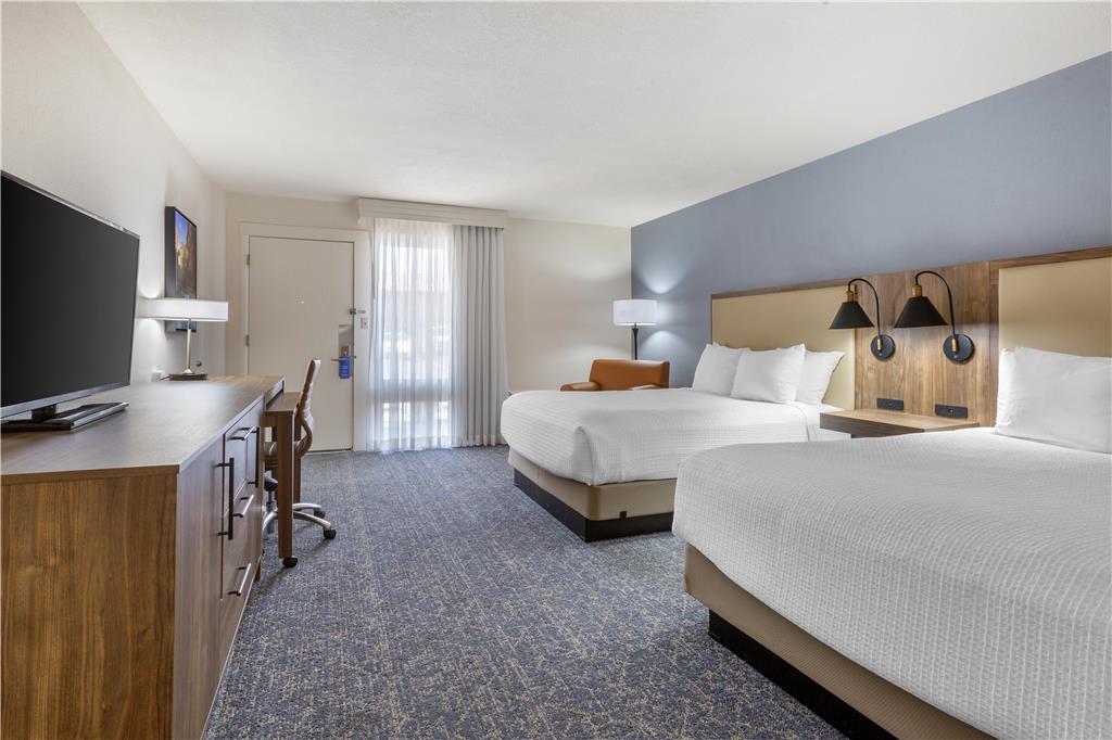 Best Western Plus A Wayfarer's Inn And Suites - photo 5
