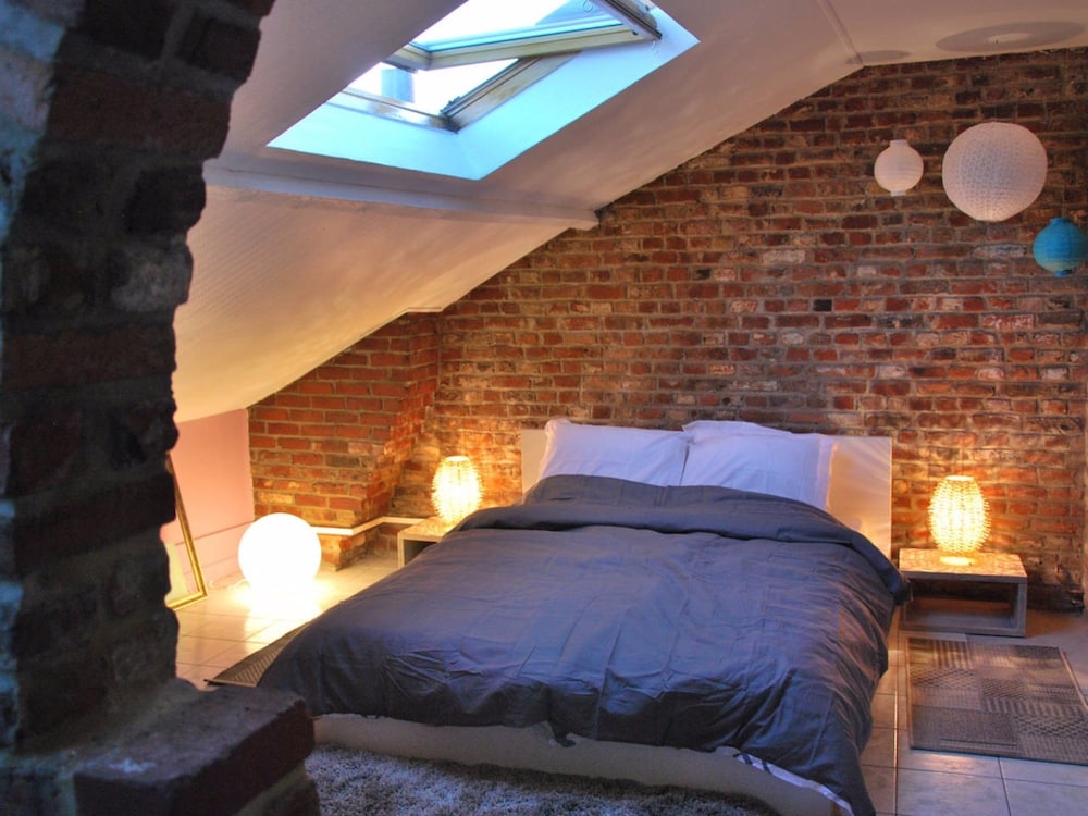 Les Studios De La Grand Place — hotel in Tournai