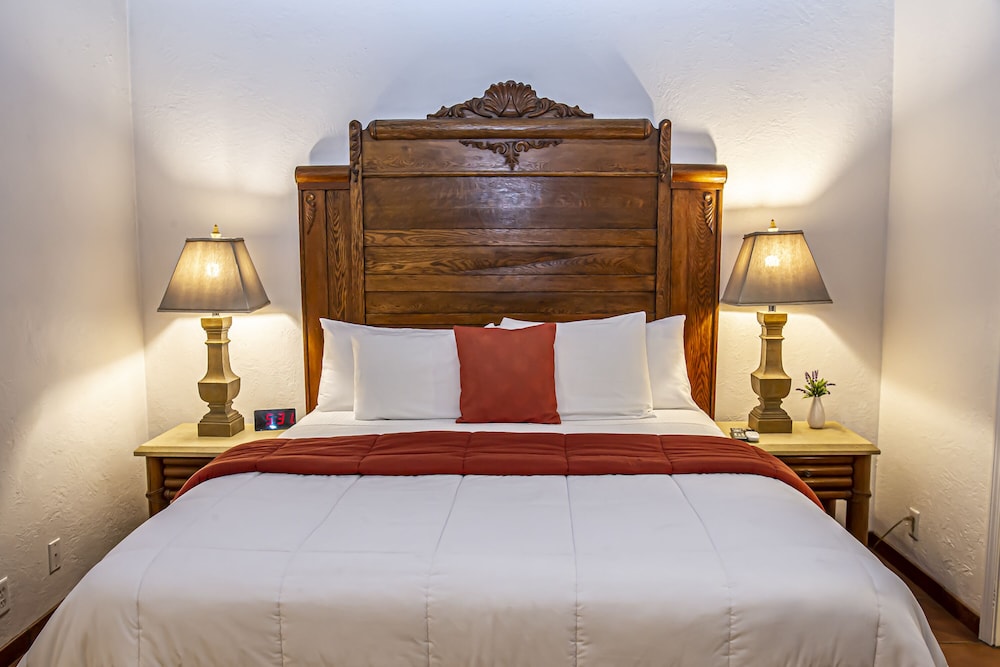 Hotel California a Town and Desert Boutique Hotel - photo 8