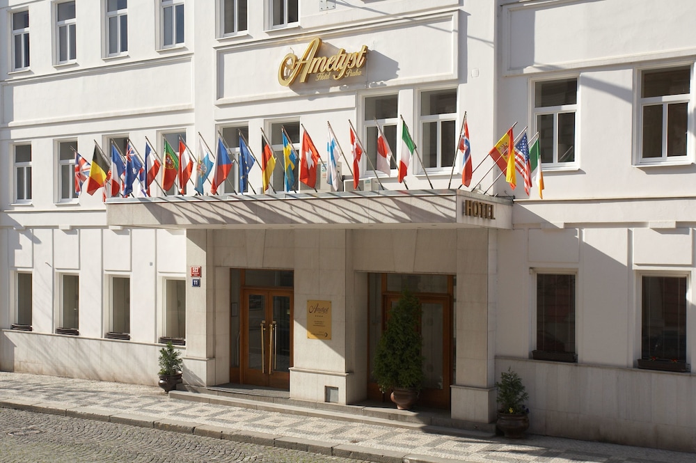 Hotel Ametyst — 4-Star Luxury Hotel in Prague, Czech Republic