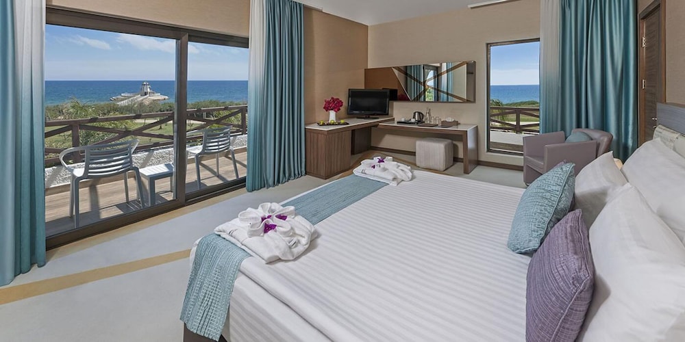 Noah’s Ark Deluxe Hotel & Spa — Famagusta — photo 5