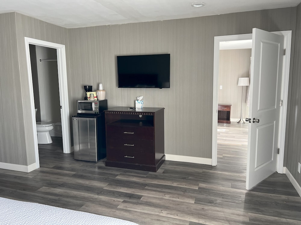 The Georgian Lakeside Resort - photo 15