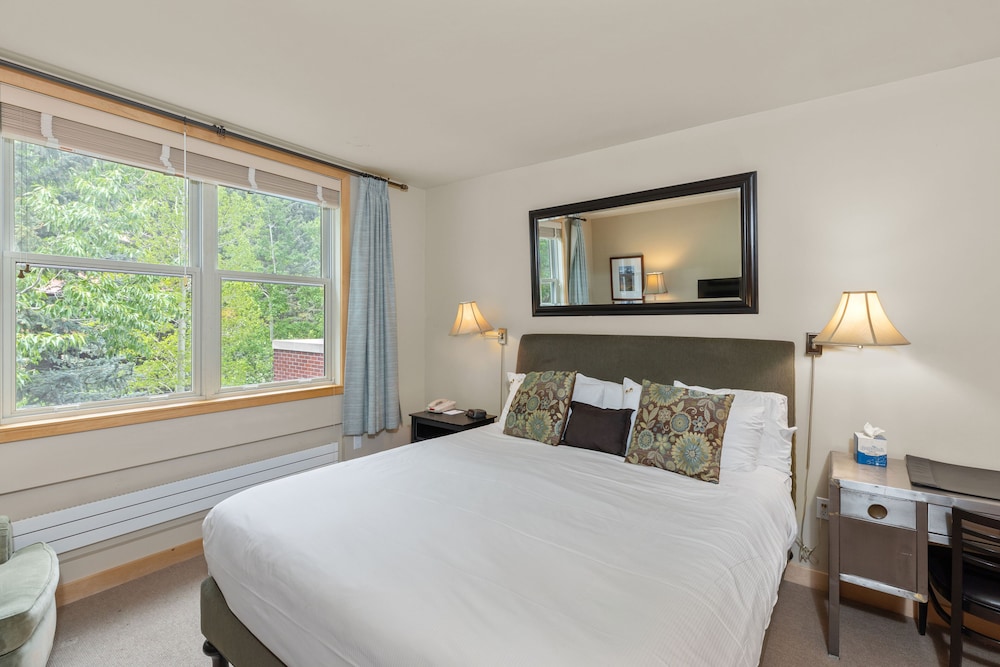 Camel's Garden Hotel - photo 22