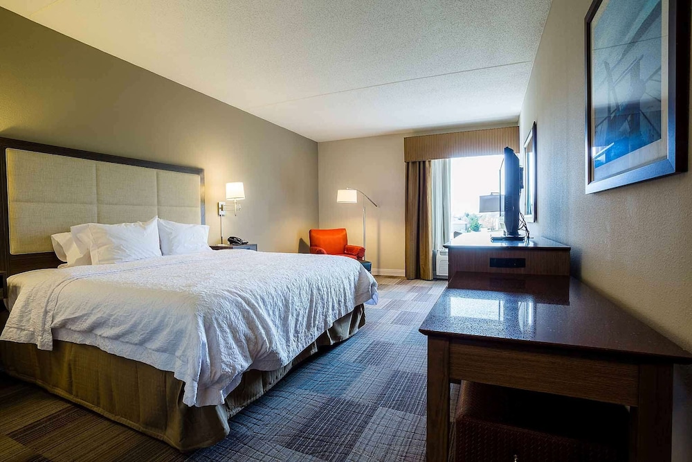 Hampton Inn Somerset - photo 18
