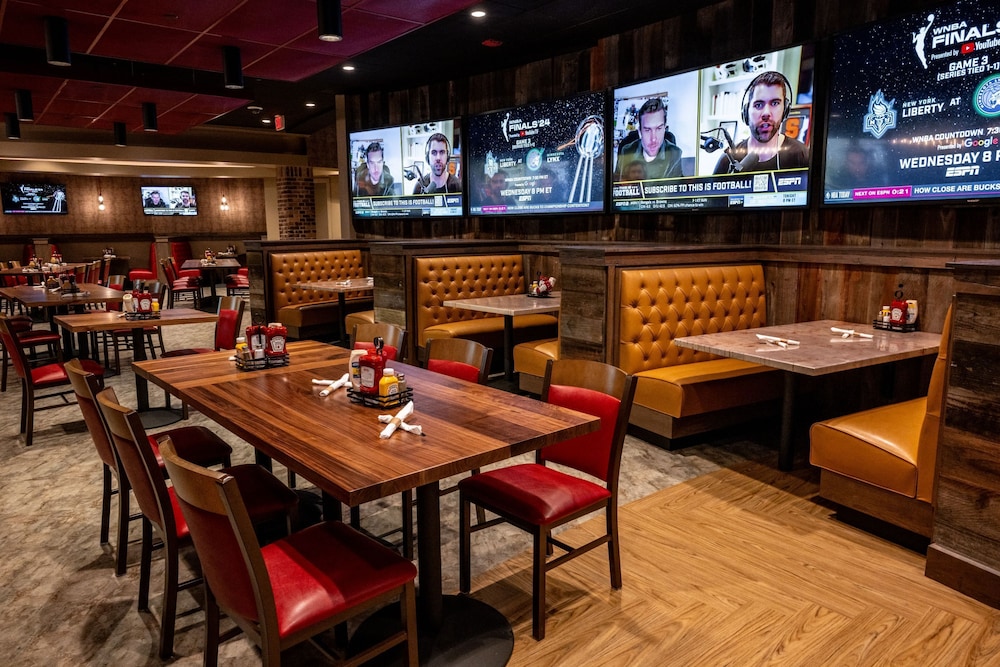 Harrah's Kansas City Hotel and Casino A Caesars Rewards Destination - photo 33