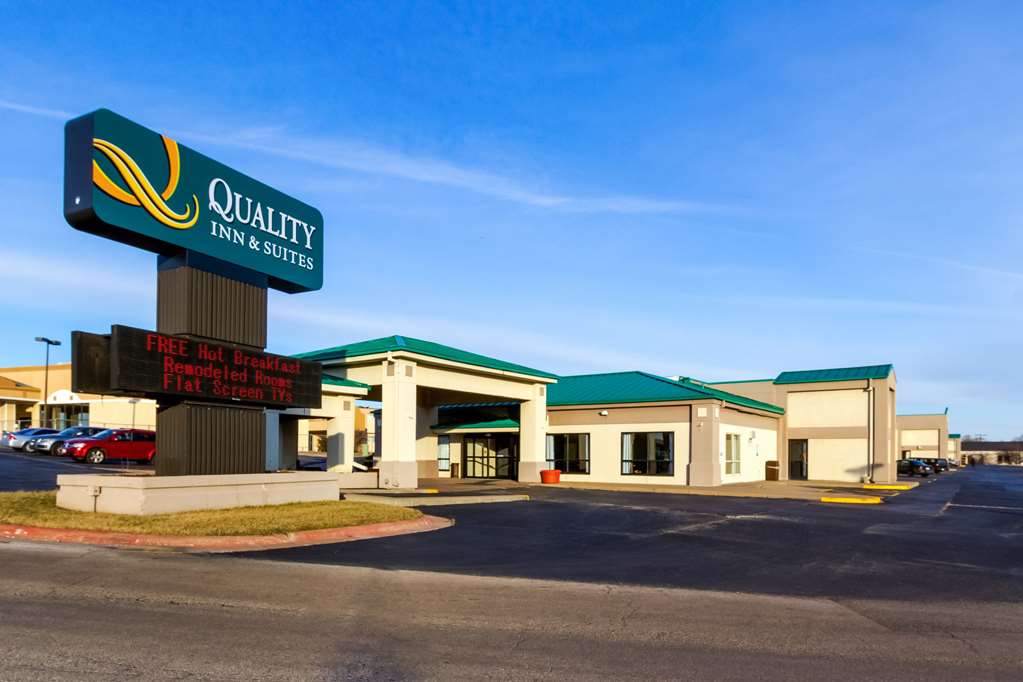 Quality Inn & Suites Moline Quad Cities - featured photo