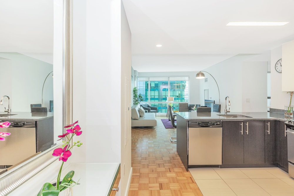 Dharma Home Suites JC at Paulus Hook - photo 29