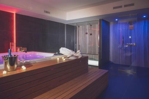 Villa Regina di Sicilia — 4-Star Luxury Hotel in Partinico, Italy