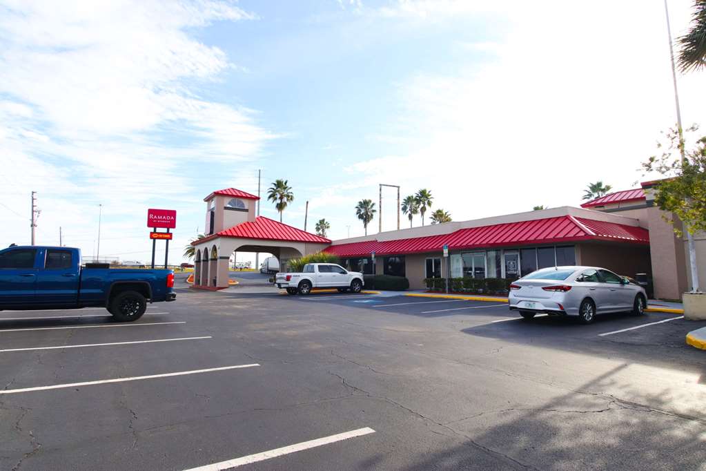 Ramada by Wyndham Davenport Orlando South - photo 6