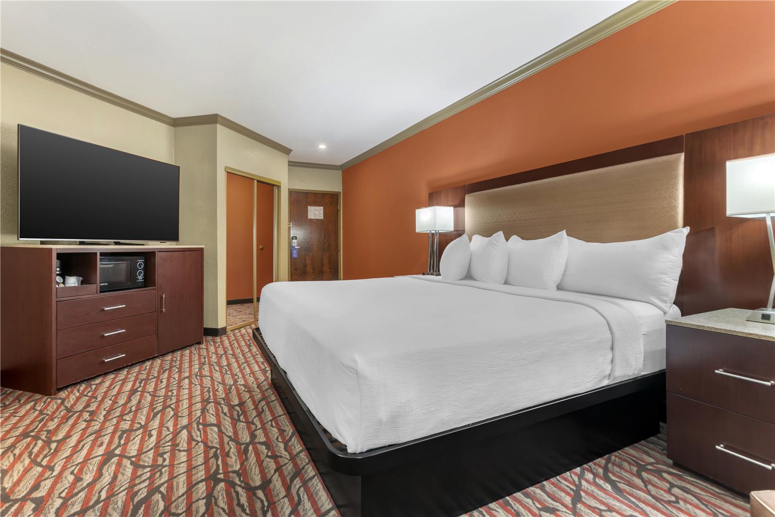 Best Western Plus Brookside Inn in Milpitas, United States