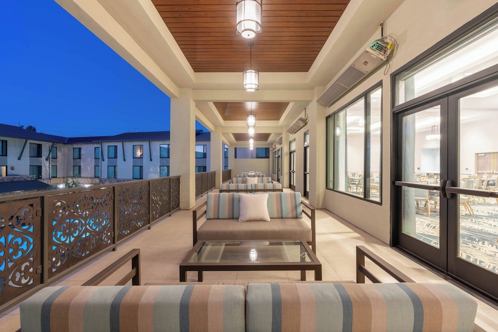 Courtyard by Marriott Thousand Oaks Agoura Hills - photo 57