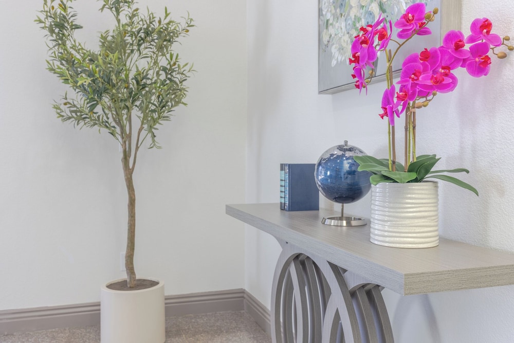 Brawley Inn - carbon neutral hotel in Brawley