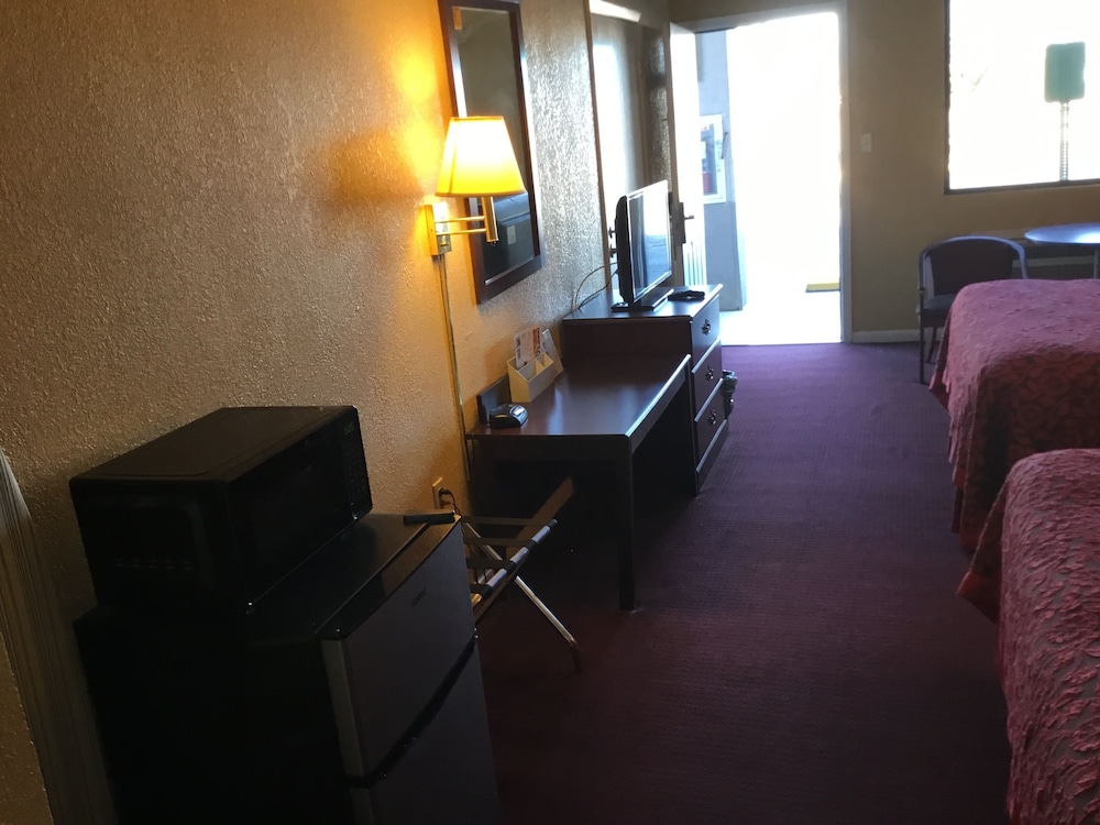 Travel Inn North Little Rock - photo 6