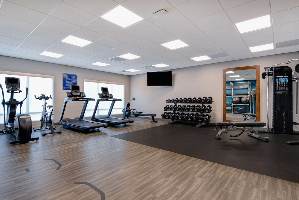 Hampton Inn & Suites Canal Winchester Columbus - photo 40