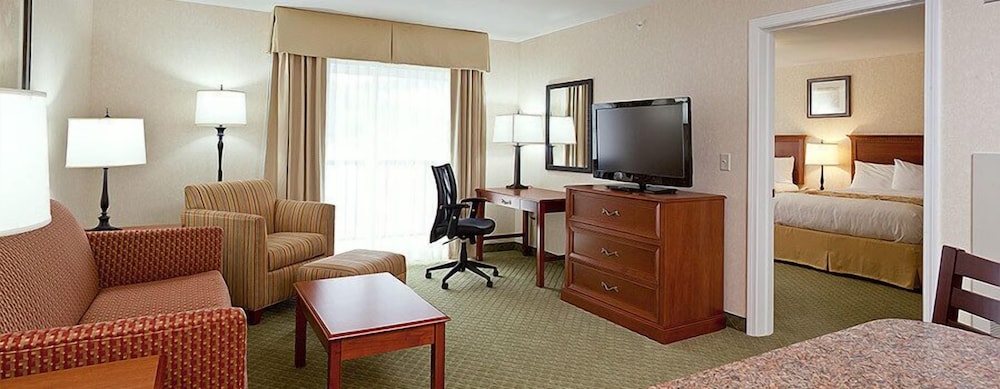 White River Inn and Suites - photo 18