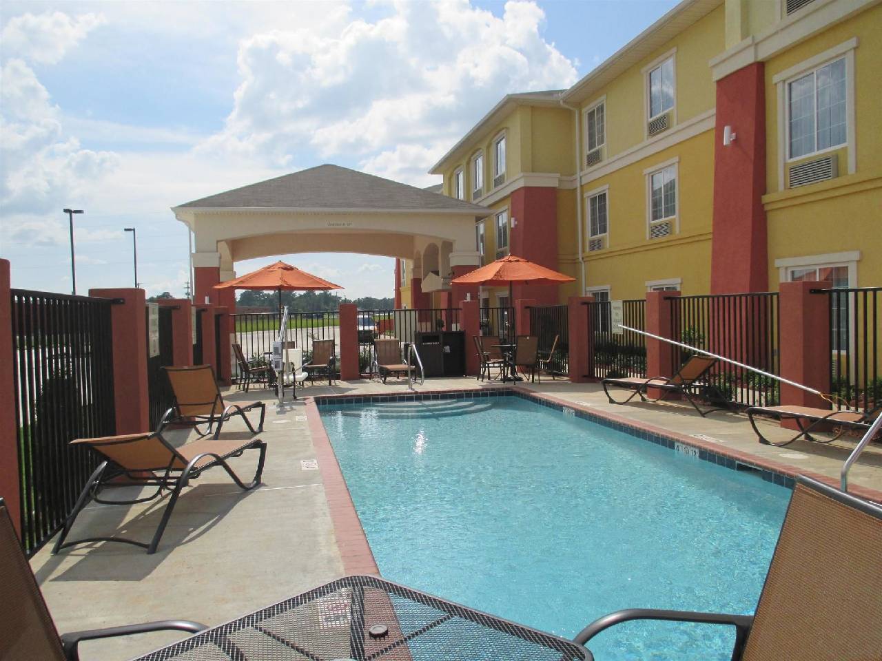 Best Western Plus Magee Inn And Suites - photo 3