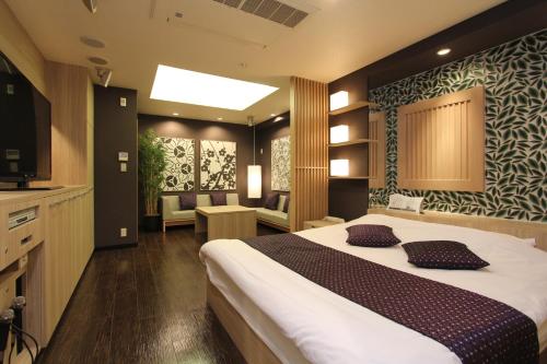 Hotel K Wave R — Koshigaya