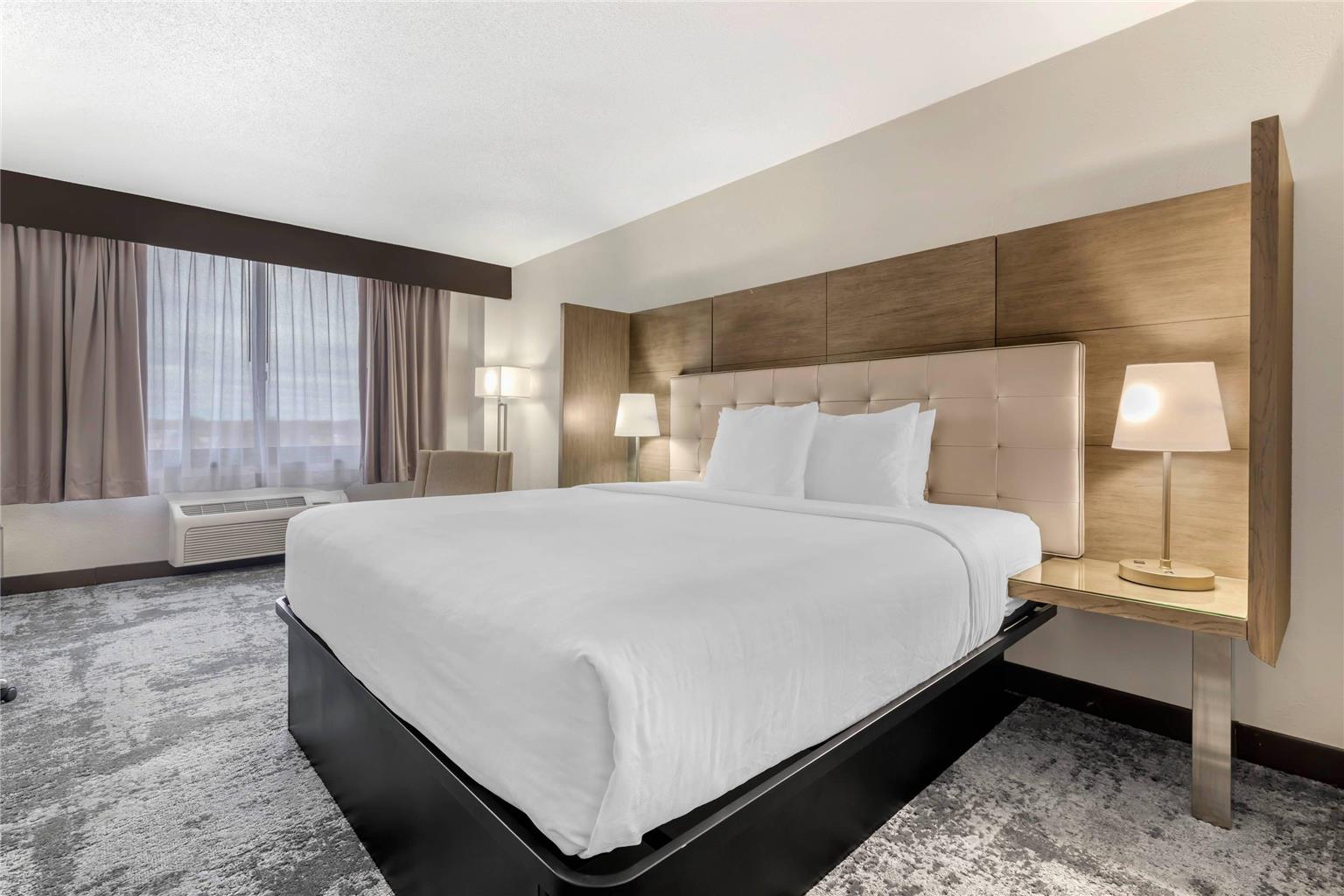 Comfort Inn Brooklyn Center MN - photo 17