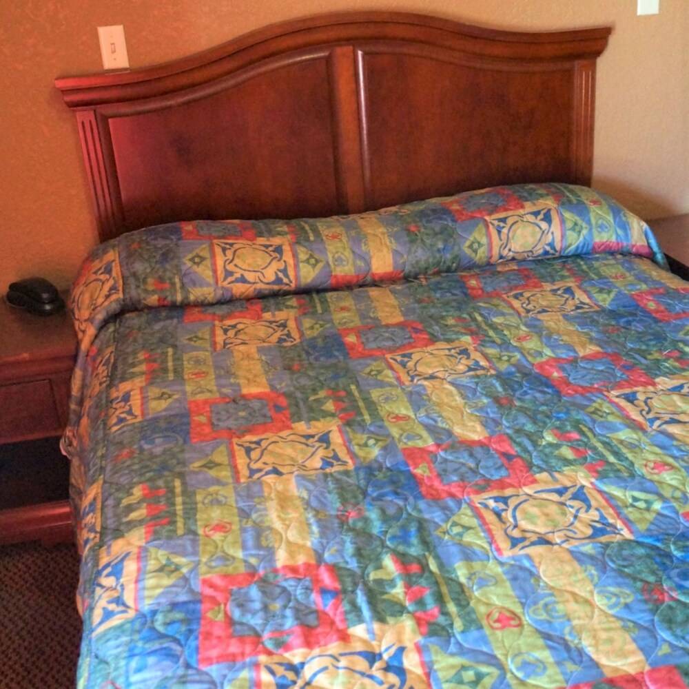 White Mountain Motel - photo 9