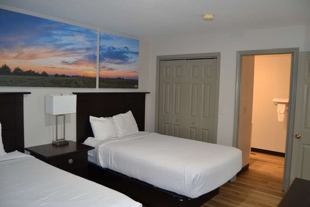 Days Inn and Suites by Wyndham Sikeston - photo 17