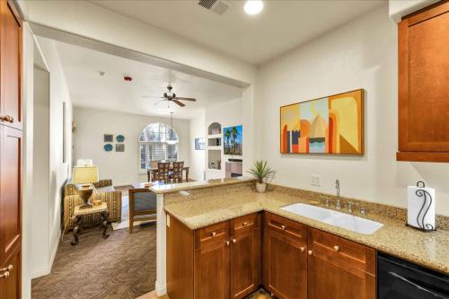 Ground Floor 1BR Legacy Villa #A — 4-Star Luxury Hotel in La Quinta, United States