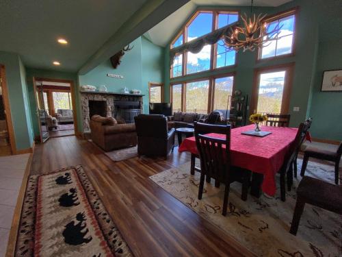 P5 Ski in Ski out rare find Presidential View single family with garage pool table ping pong - photo 41