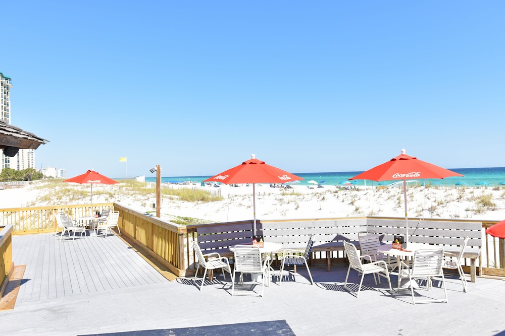 Pelican Beach Resort & Conference Center - photo 48