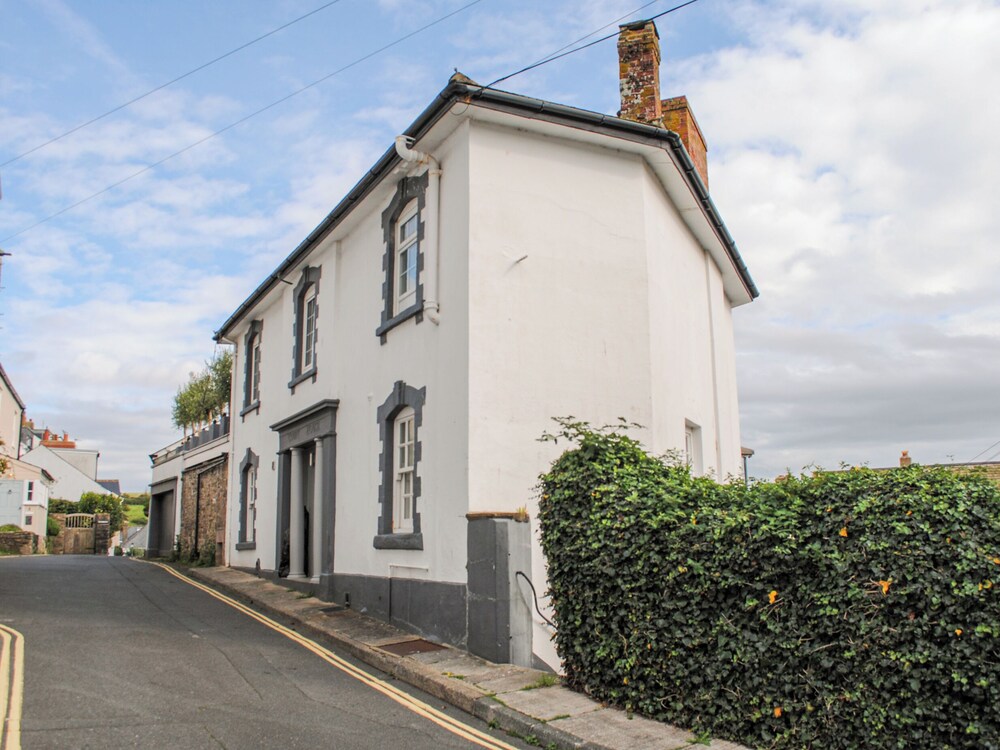Lower Court House — 4-Star Luxury Hotel in Salcombe, United Kingdom