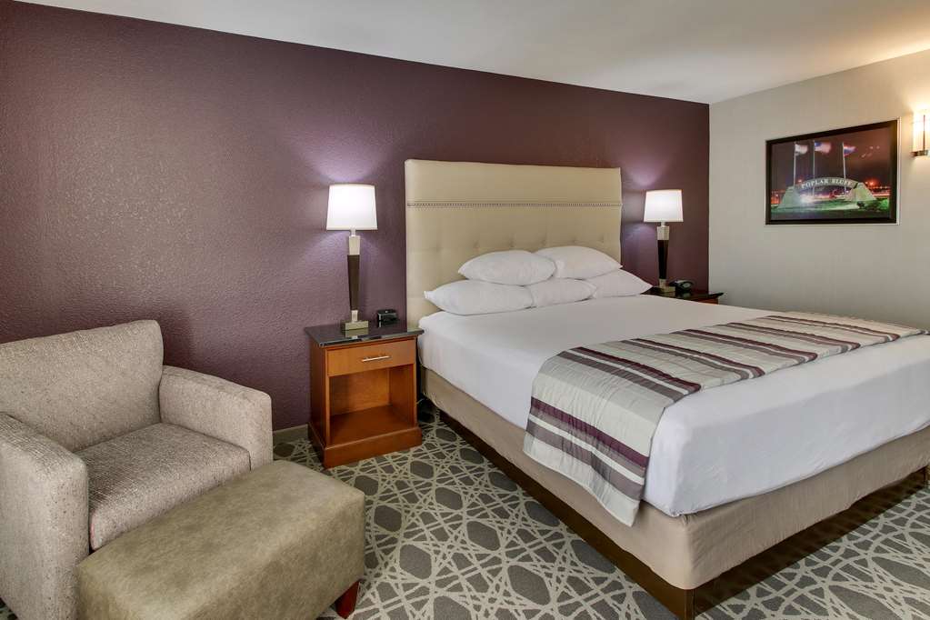 Drury Inn & Suites Poplar Bluff - photo 22