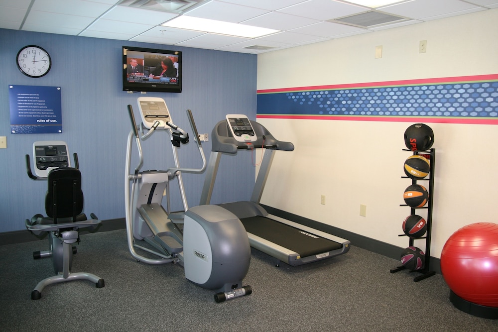 Hampton Inn & Suites Pueblo Southgate - photo 36