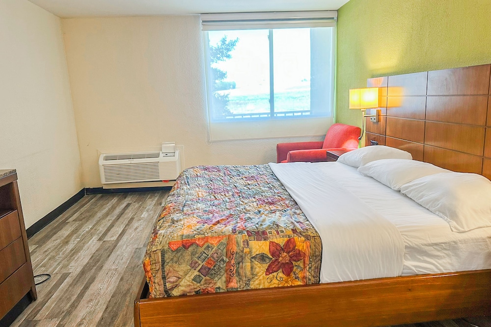 Jackson Hotel & Convention Center - photo 47